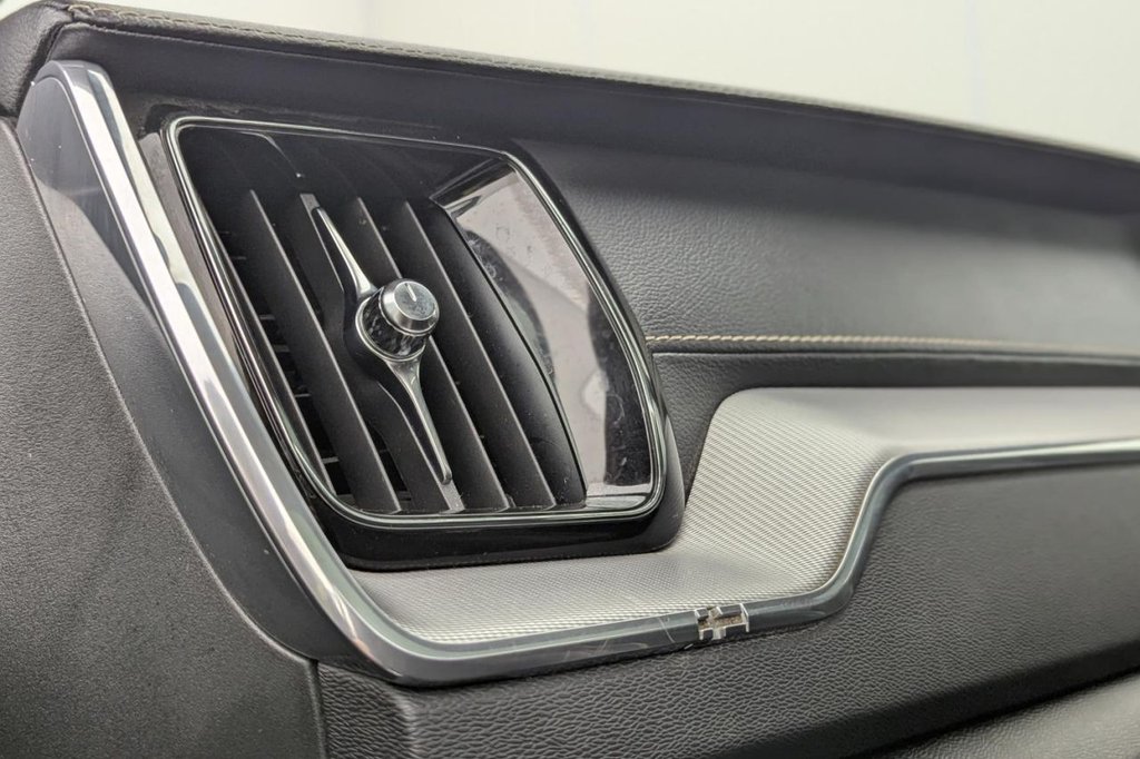 Used Volvo XC60 2019 for sale - 77681063: Photo 22