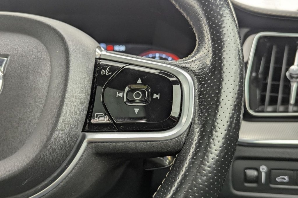 Used Volvo XC60 2019 for sale - 77681063: Photo 44