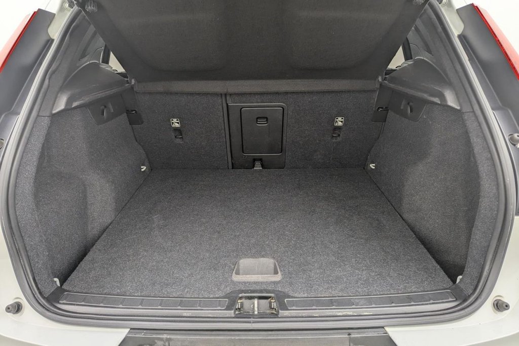 Used Volvo XC40 2018 for sale - 77263439: Photo 20