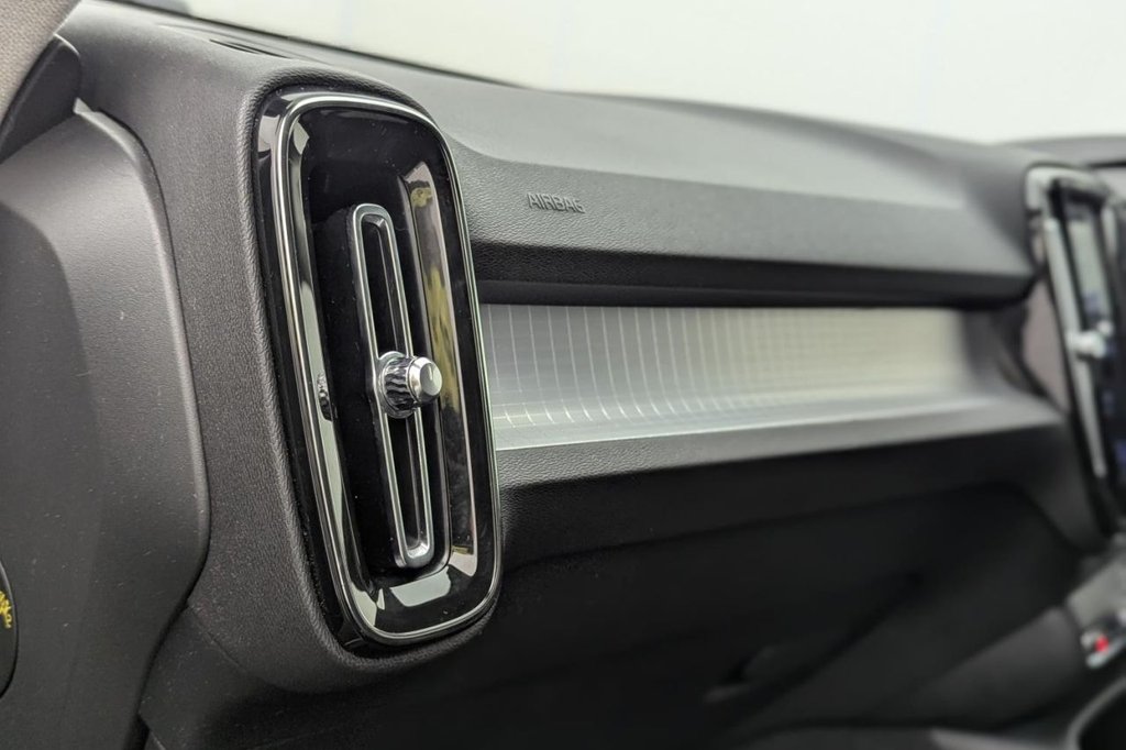 Used Volvo XC40 2018 for sale - 77263439: Photo 22