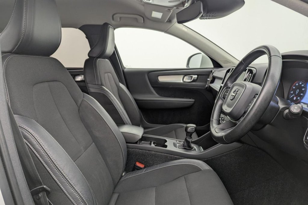Used Volvo XC40 2018 for sale - 77263439: Photo 3