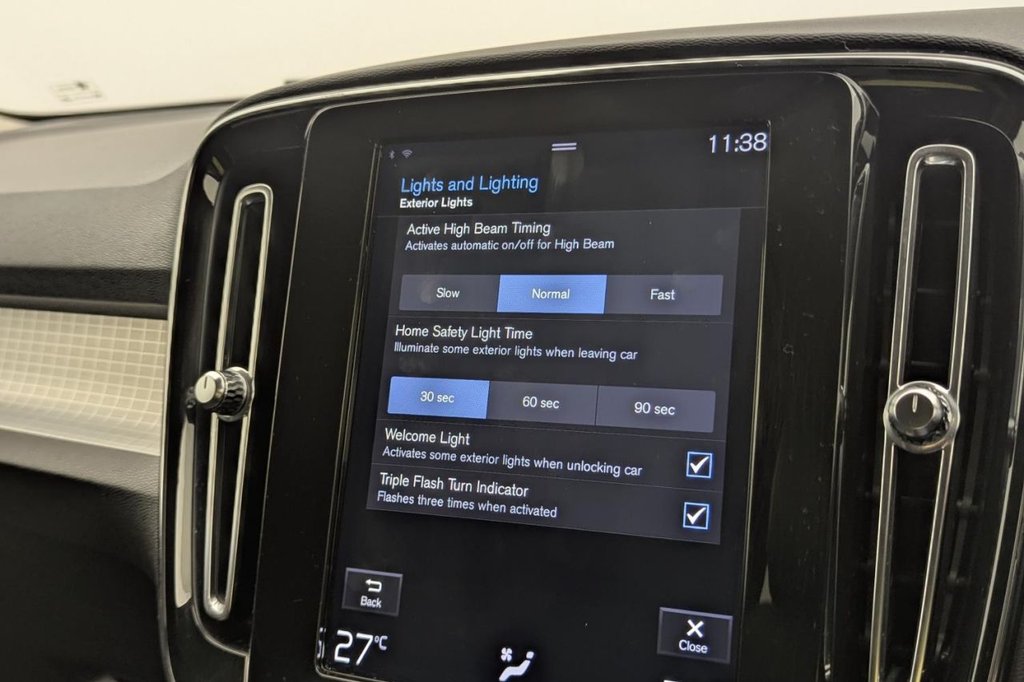 Used Volvo XC40 2018 for sale - 77263439: Photo 39