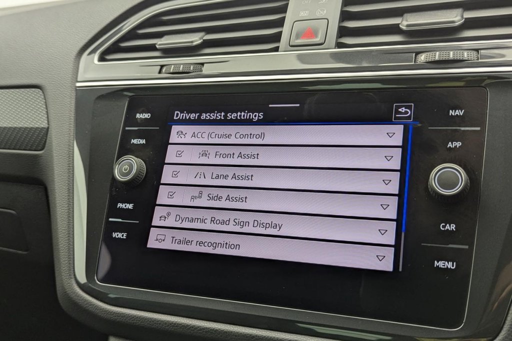 Used Volkswagen Tiguan 2020 for sale - 77821129: Photo 35