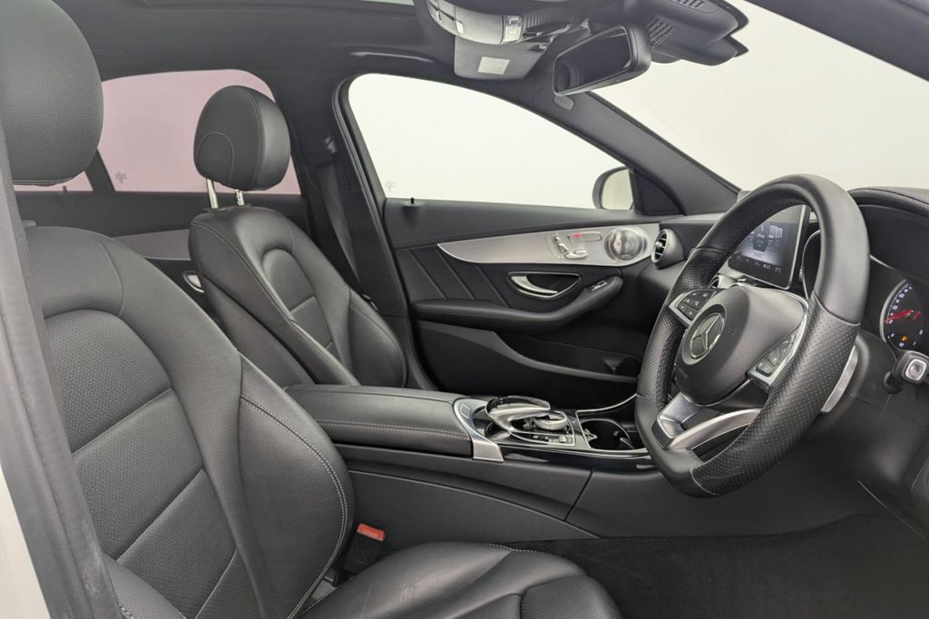 Used Mercedes-Benz C Class 2014 for sale - 77212113: Photo 3