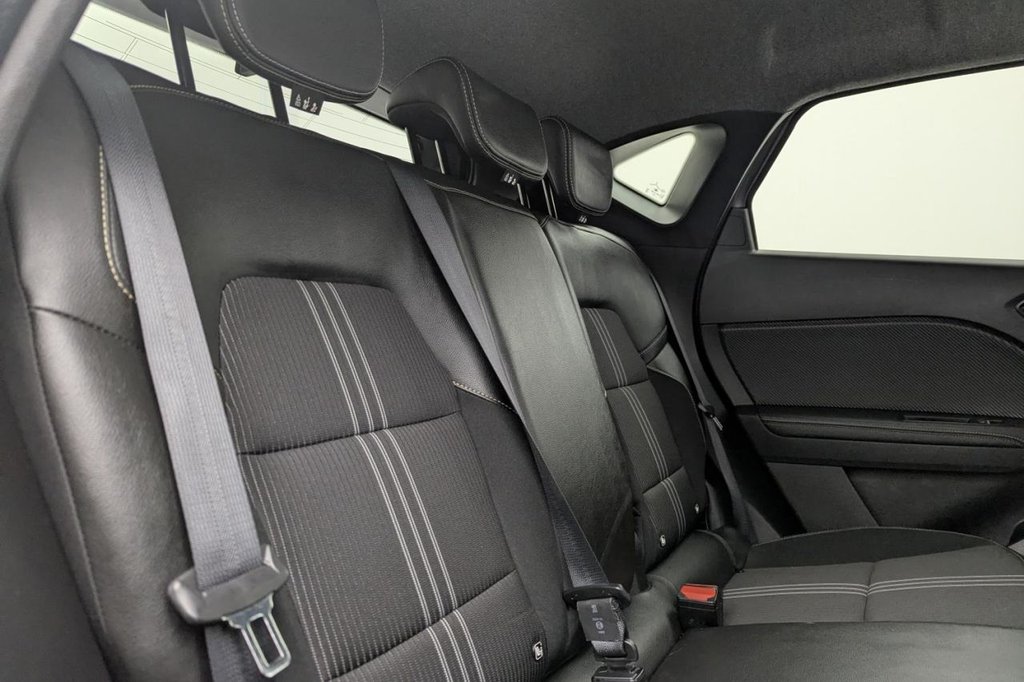 Used Renault Captur 2023 for sale - 77780552: Photo 19