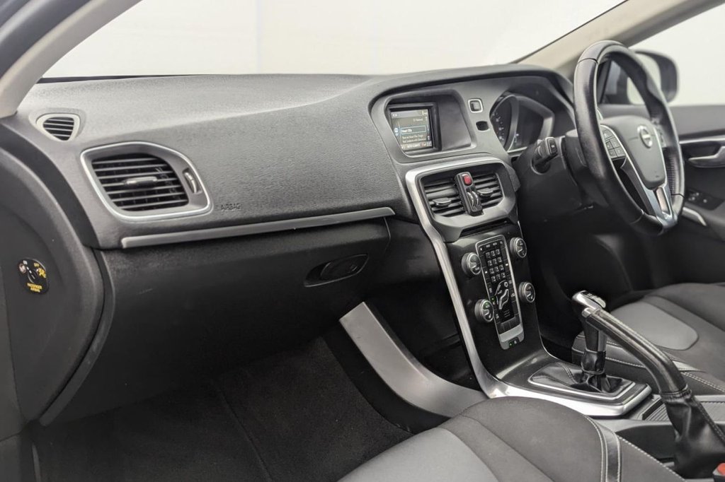 Used Volvo V40 2017 for sale - 77534965: Photo 22