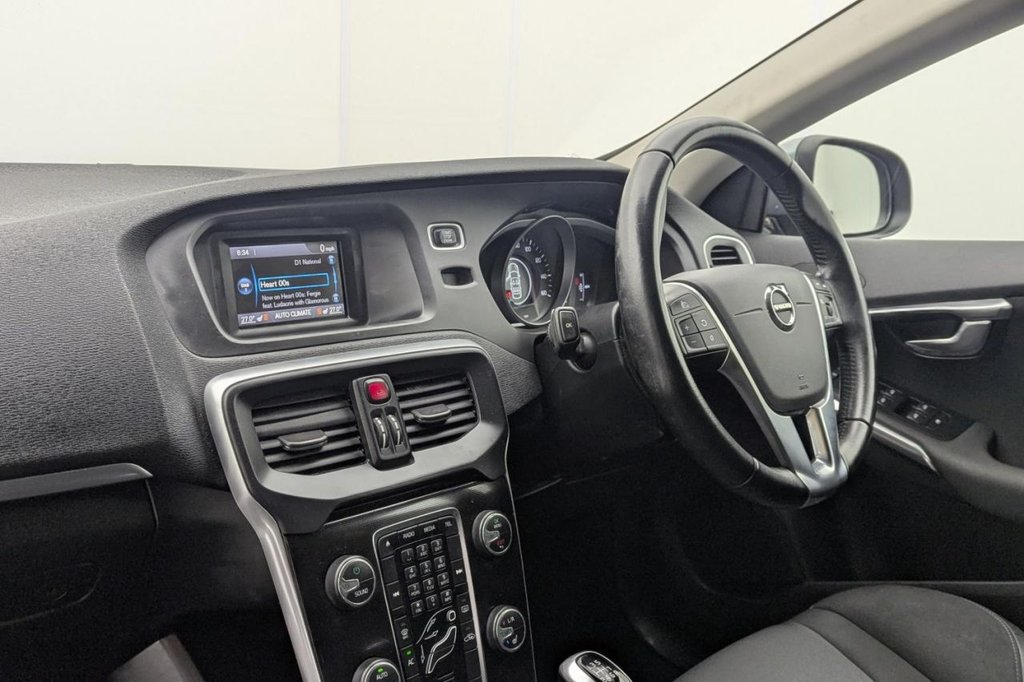 Used Volvo V40 2017 for sale - 77534965: Photo 25