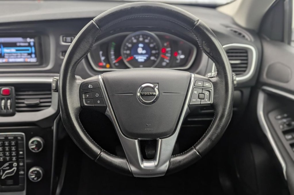 Used Volvo V40 2017 for sale - 77534965: Photo 31