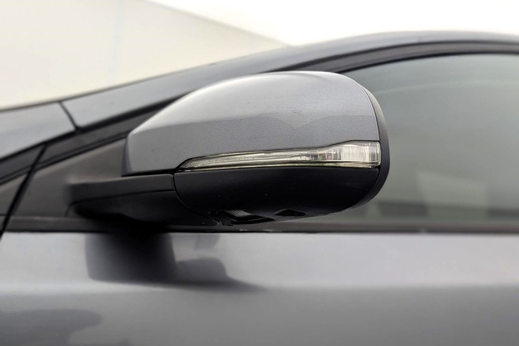 Used Volvo V40 2017 for sale - 77534965: Photo 37