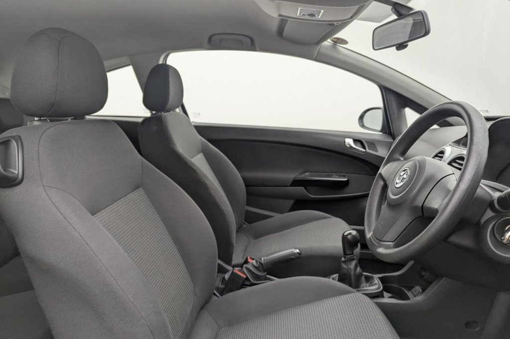 Used Vauxhall Corsa 2014 for sale - 77370101: Photo 3