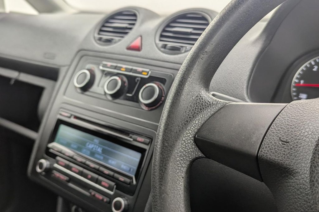 Used Volkswagen Caddy Maxi Life 2012 for sale - 77520839: Photo 13