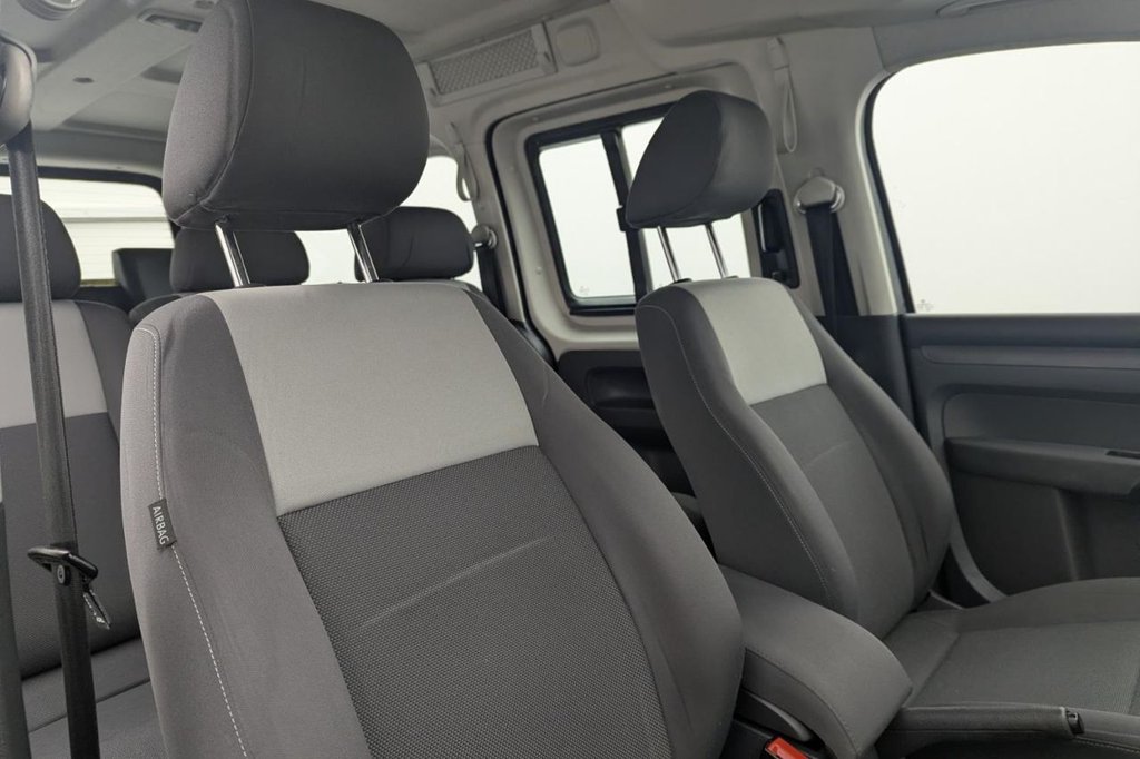 Used Volkswagen Caddy Maxi Life 2012 for sale - 77520839: Photo 14