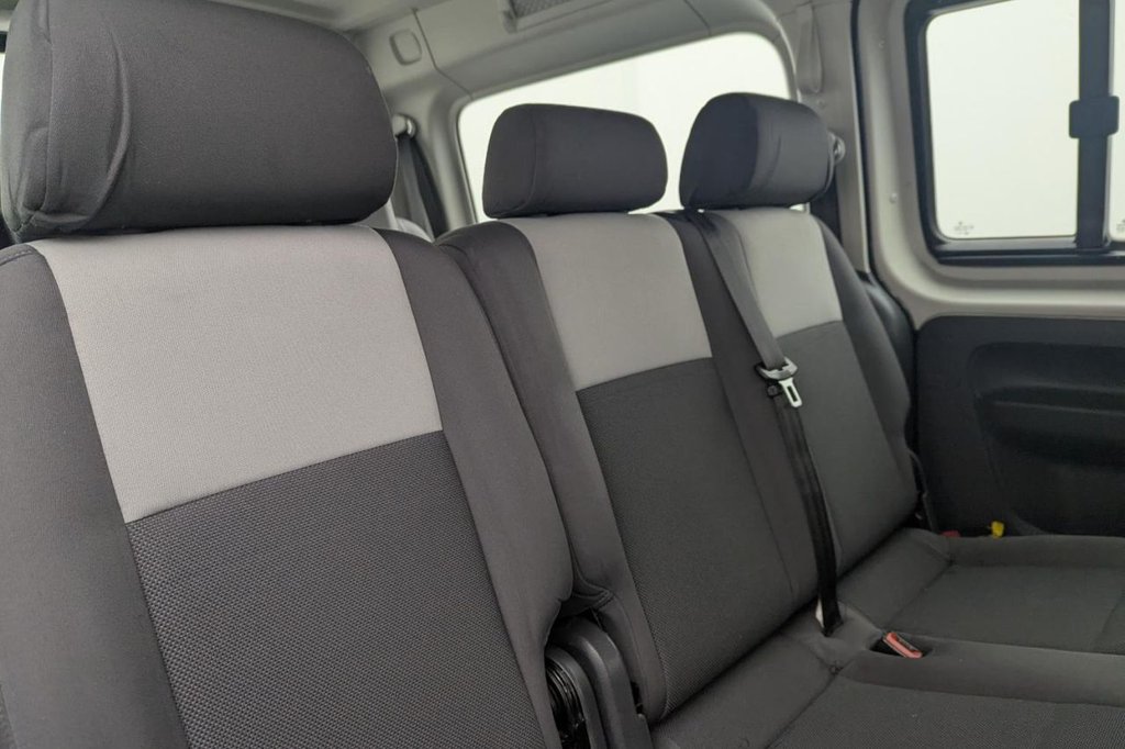 Used Volkswagen Caddy Maxi Life 2012 for sale - 77520839: Photo 17