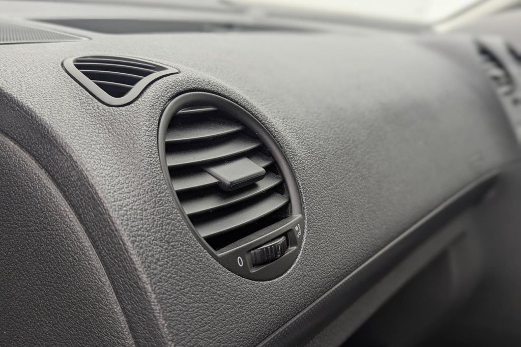 Used Volkswagen Caddy Maxi Life 2012 for sale - 77520839: Photo 23