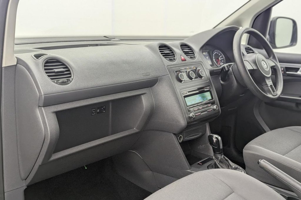 Used Volkswagen Caddy Maxi Life 2012 for sale - 77520839: Photo 24
