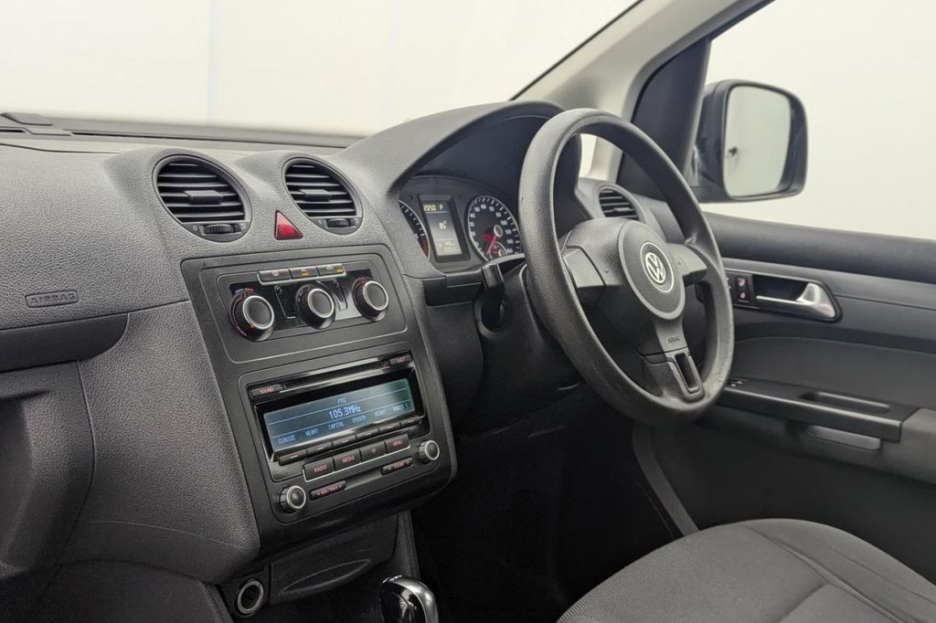 Used Volkswagen Caddy Maxi Life 2012 for sale - 77520839: Photo 26