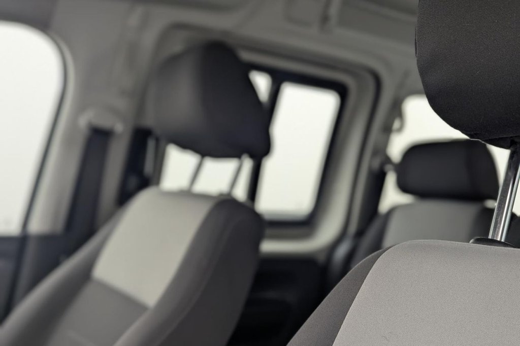 Used Volkswagen Caddy Maxi Life 2012 for sale - 77520839: Photo 27