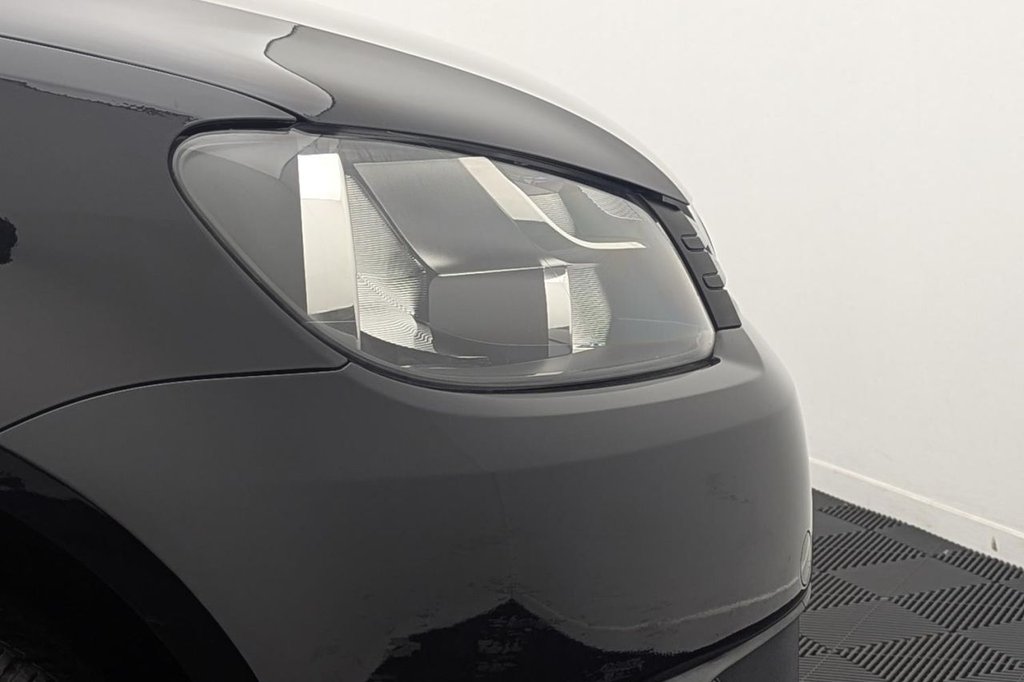 Used Volkswagen Caddy Maxi Life 2012 for sale - 77520839: Photo 48