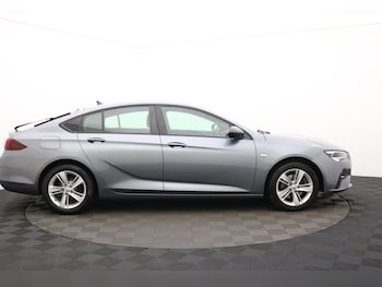Used Vauxhall Insignia 2021 for sale - 77212907: Photo