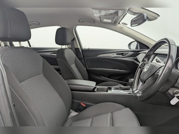 Used Vauxhall Insignia 2021 for sale - 77212907: Photo