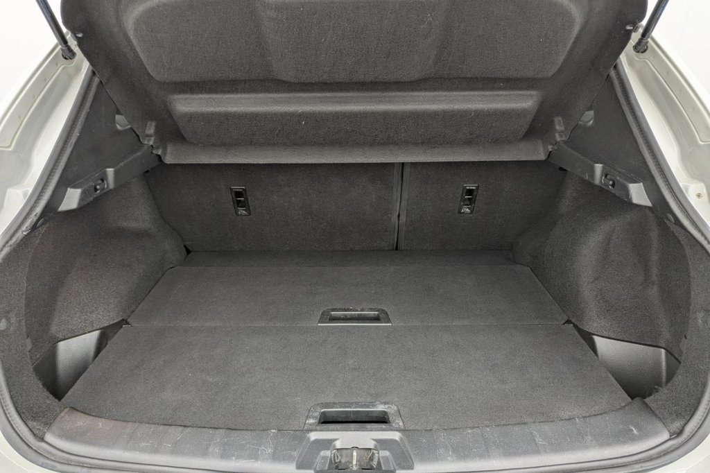 Used Nissan Qashqai 2017 for sale - 77212258: Photo 17