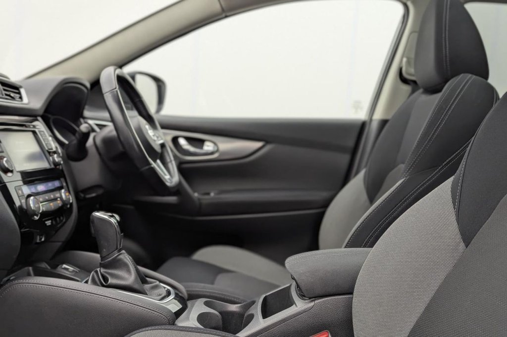 Used Nissan Qashqai 2017 for sale - 77212258: Photo 20