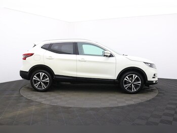 Used Nissan Qashqai 2017 for sale - 77212258: Photo