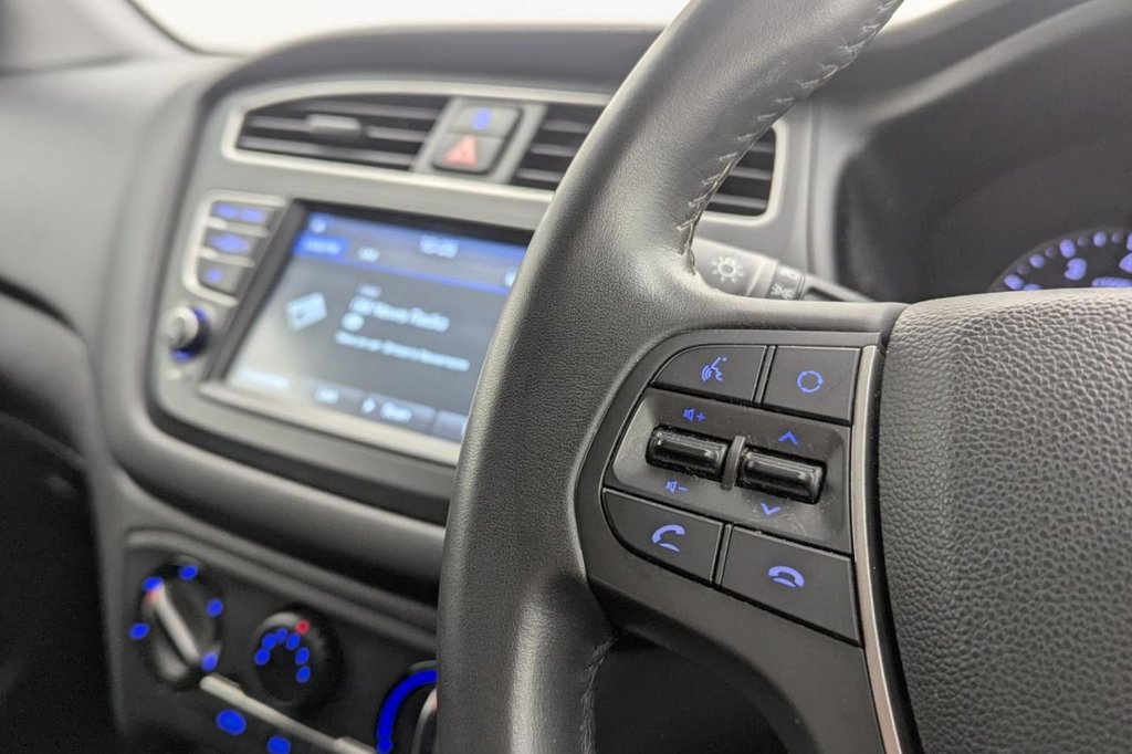 Used Hyundai i20 2019 for sale - 77342104: Photo 17