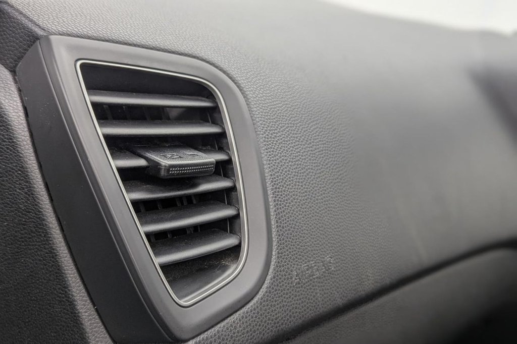 Used Hyundai i20 2019 for sale - 77342104: Photo 20