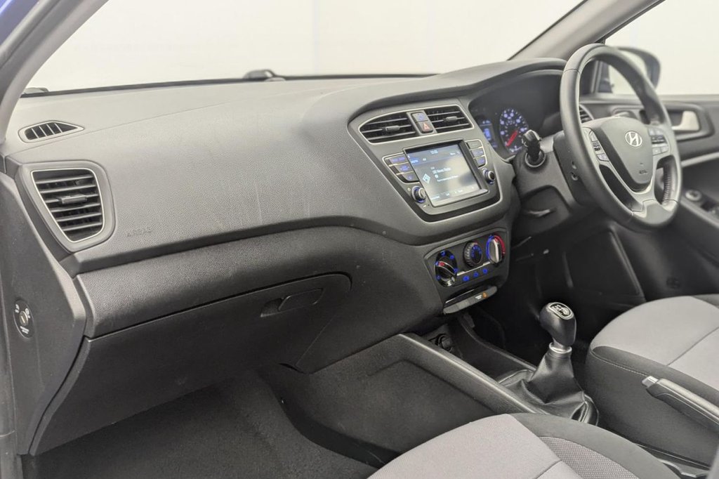 Used Hyundai i20 2019 for sale - 77342104: Photo 21