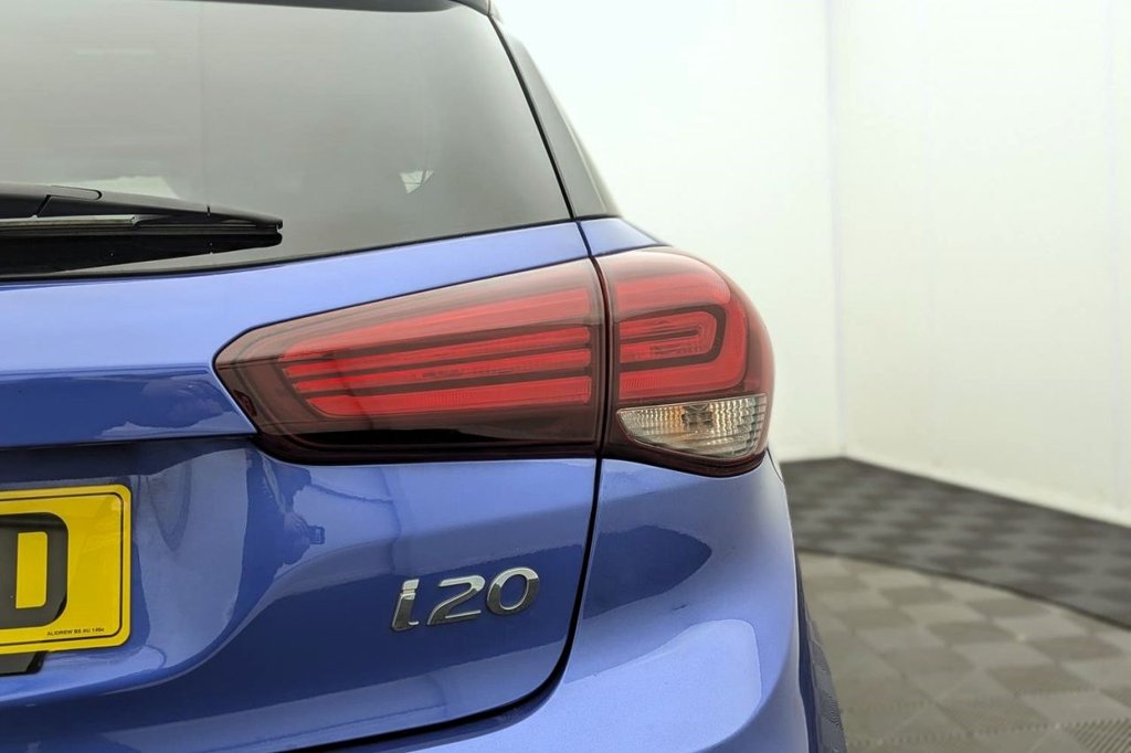 Used Hyundai i20 2019 for sale - 77342104: Photo 37