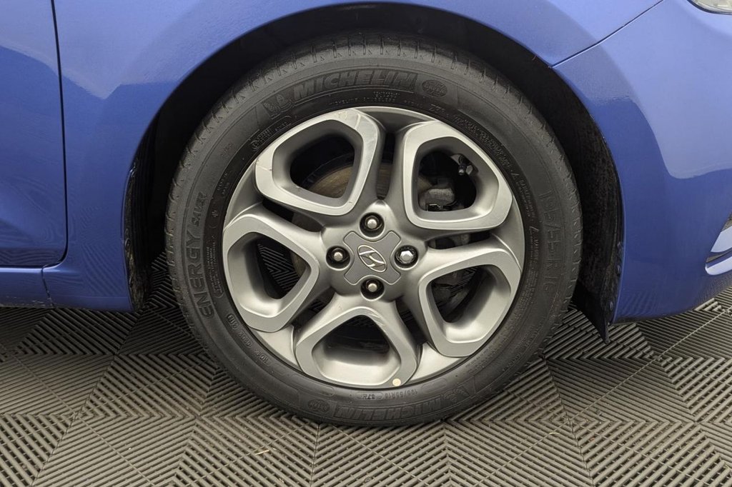 Used Hyundai i20 2019 for sale - 77342104: Photo 47