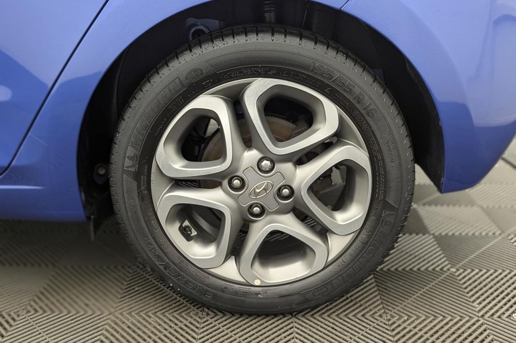 Used Hyundai i20 2019 for sale - 77342104: Photo 50