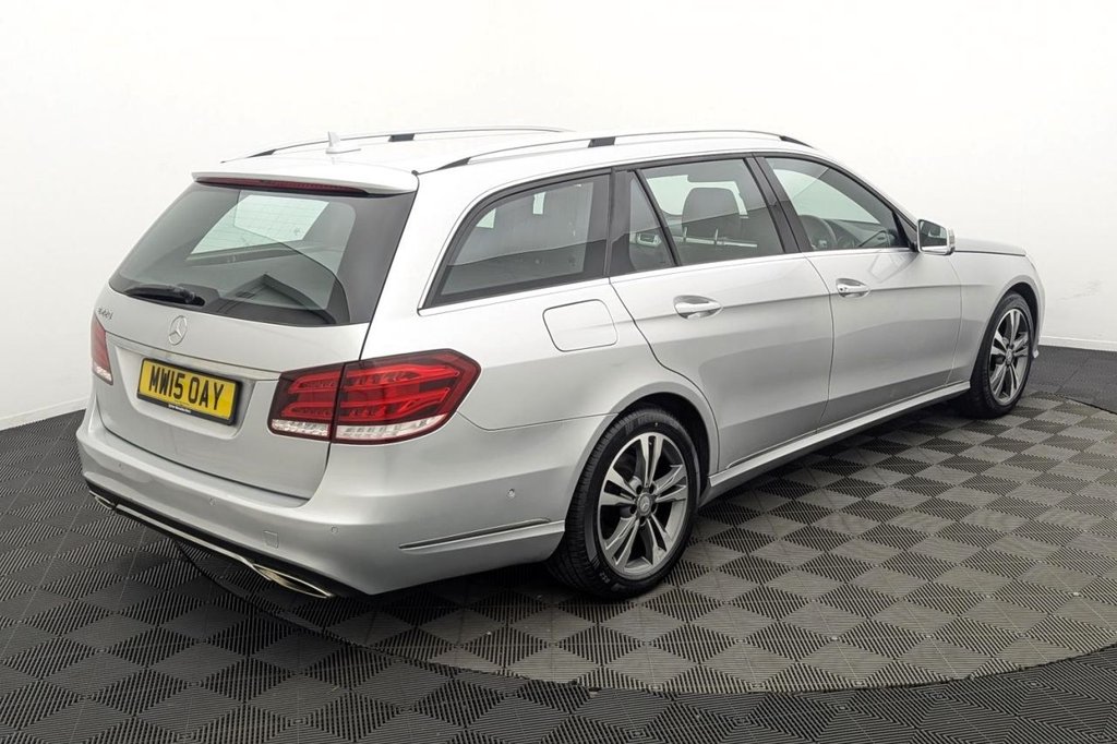 Used Mercedes-Benz E Class 2015 for sale - 77212164: Photo 46