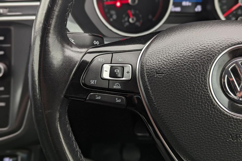 Used Volkswagen Tiguan 2018 for sale - 77212380: Photo 24