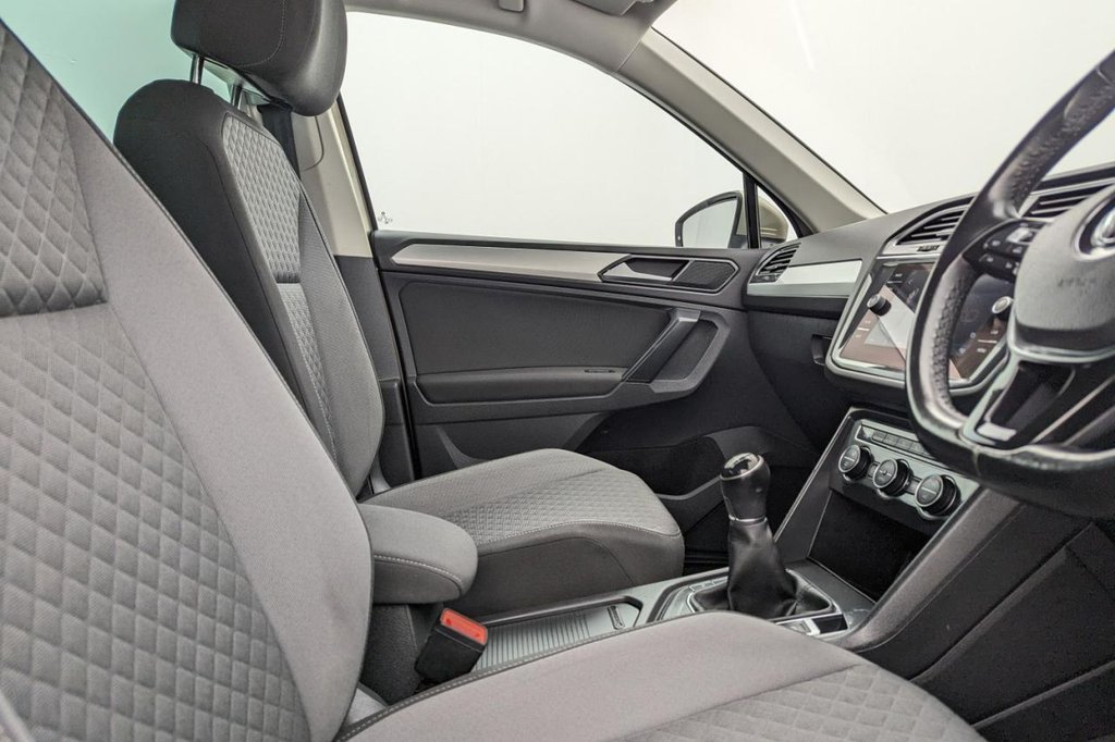 Used Volkswagen Tiguan 2018 for sale - 77212380: Photo 3