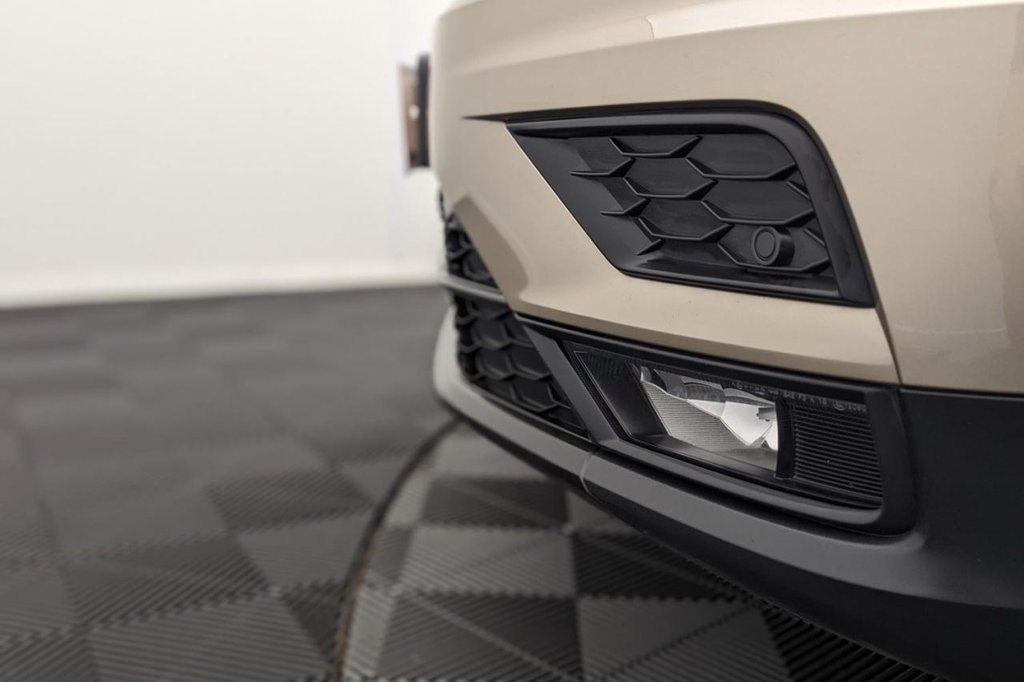 Used Volkswagen Tiguan 2018 for sale - 77212380: Photo 40