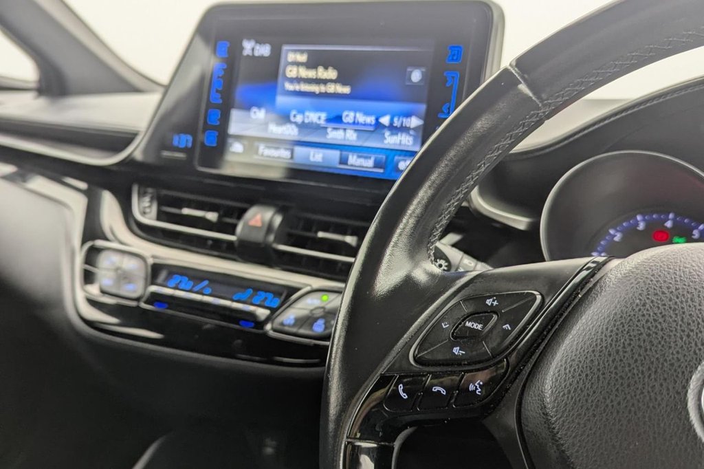 Used Toyota C-HR 2017 for sale - 77212913: Photo 13