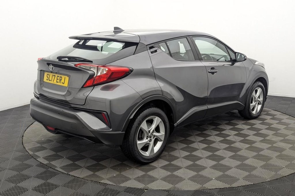 Used Toyota C-HR 2017 for sale - 77212913: Photo 36