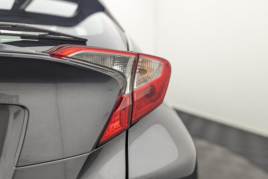 Used Toyota C-HR 2017 for sale - 77212913: Photo 37