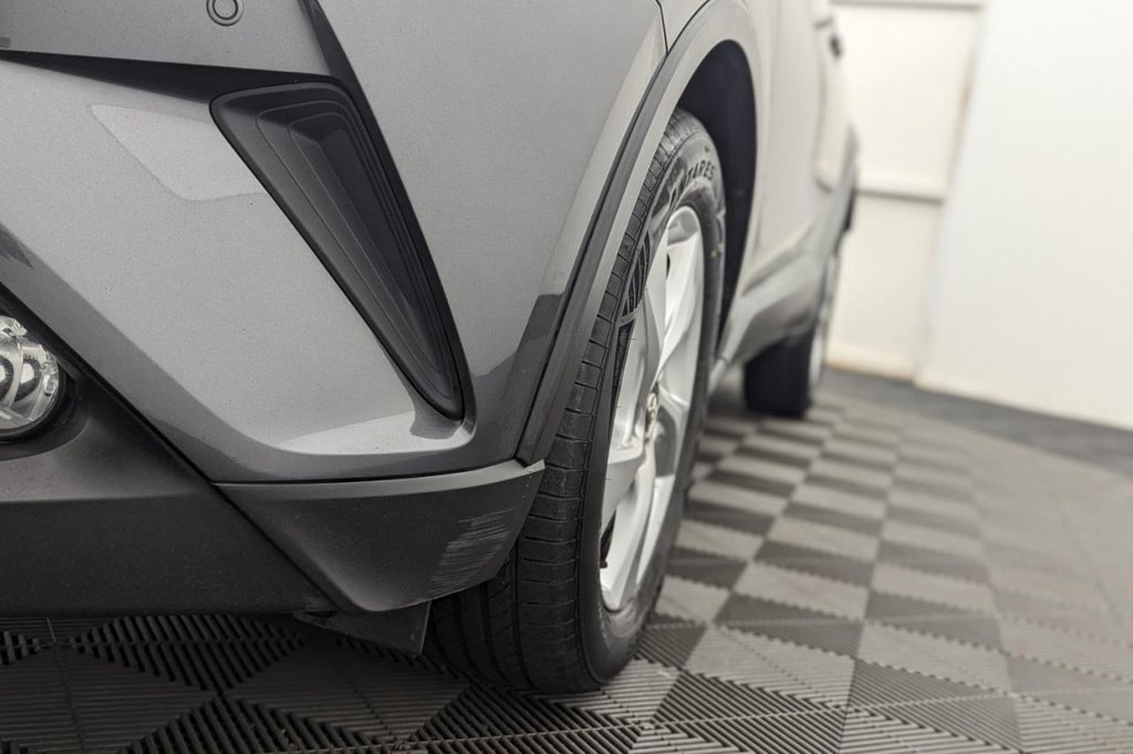 Used Toyota C-HR 2017 for sale - 77212913: Photo 43