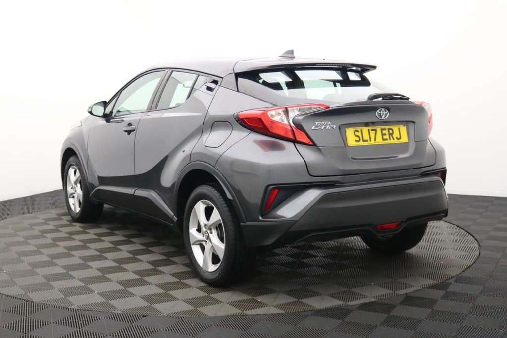 Used Toyota C-HR 2017 for sale - 77212913: Photo 7