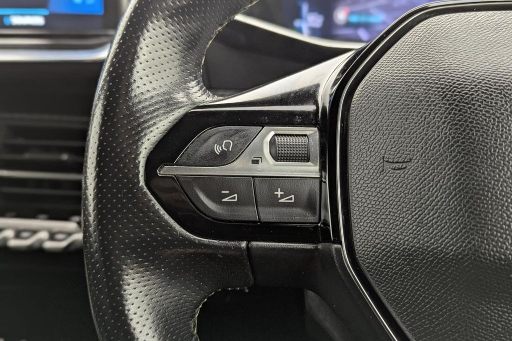 Used Peugeot 2008 2021 for sale - 77212014: Photo 37