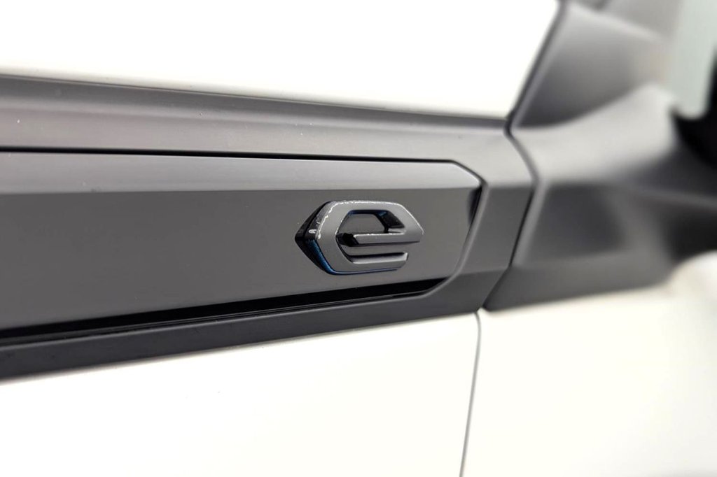 Used Peugeot 2008 2021 for sale - 77212014: Photo 43