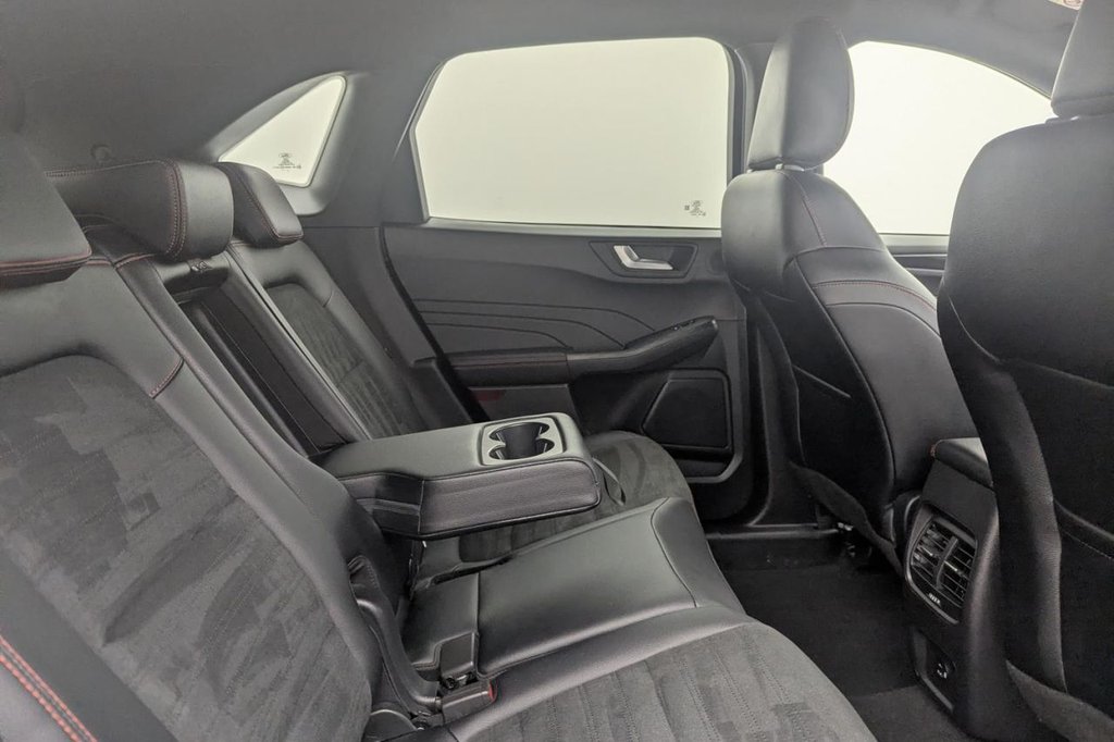 Used Ford Kuga 2022 for sale - 77693127: Photo 16