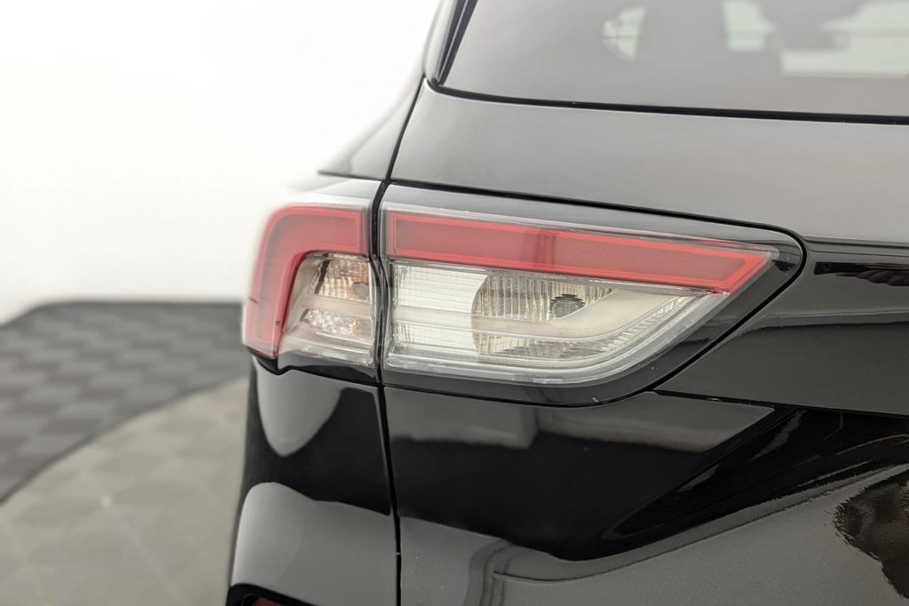 Used Ford Kuga 2022 for sale - 77693127: Photo 45