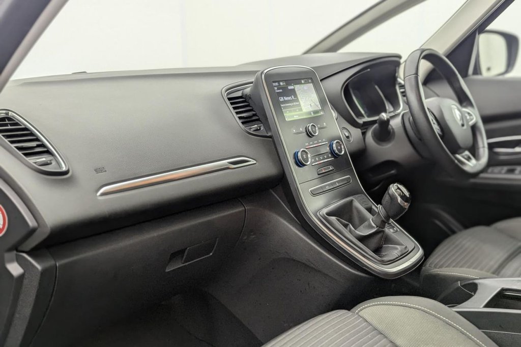 Used Renault Grand Scenic 2019 for sale - 77621618: Photo 26