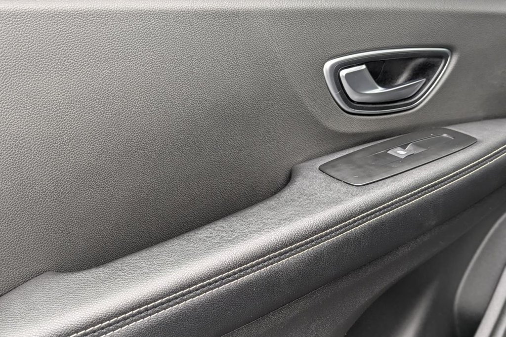 Used Renault Grand Scenic 2019 for sale - 77621618: Photo 32