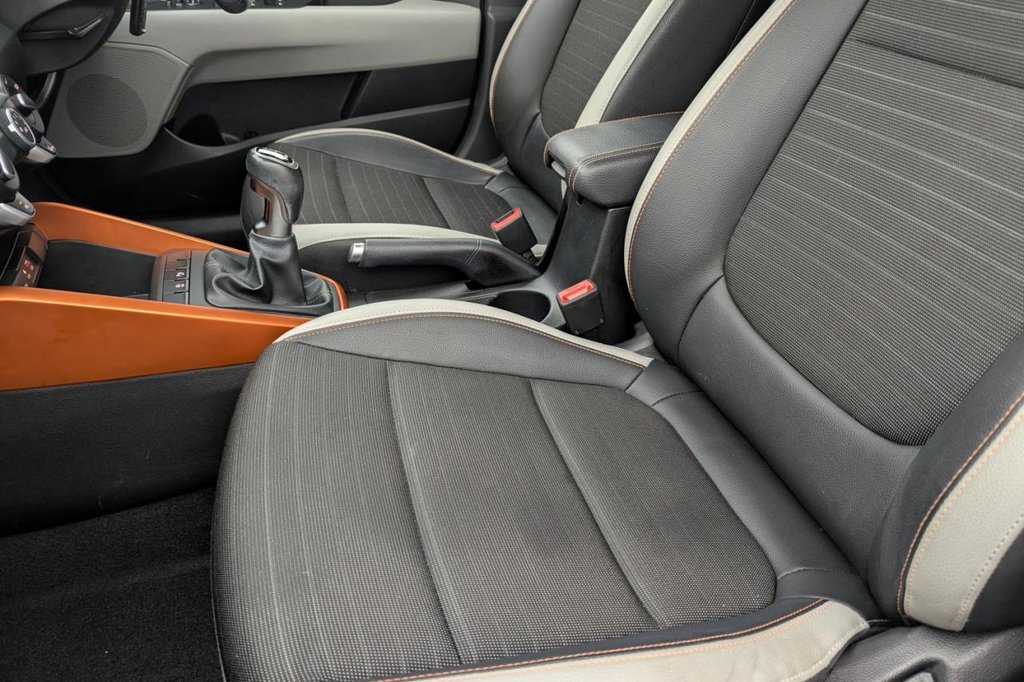 Used Kia Stonic 2019 for sale - 77780611: Photo 24