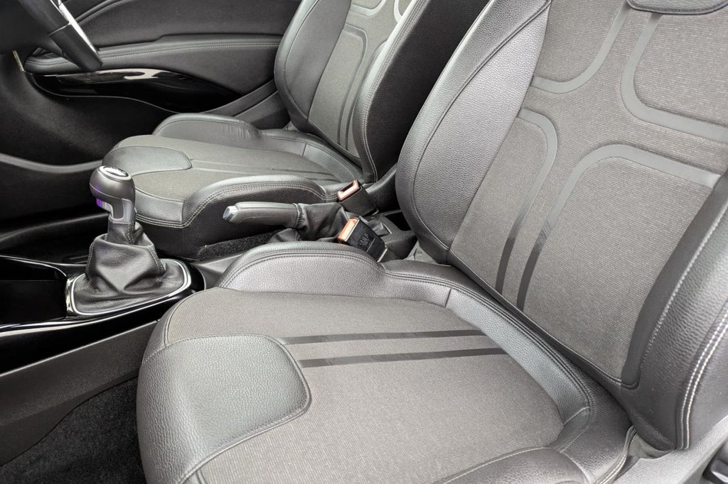 Used Vauxhall ADAM 2017 for sale - 77212250: Photo 18